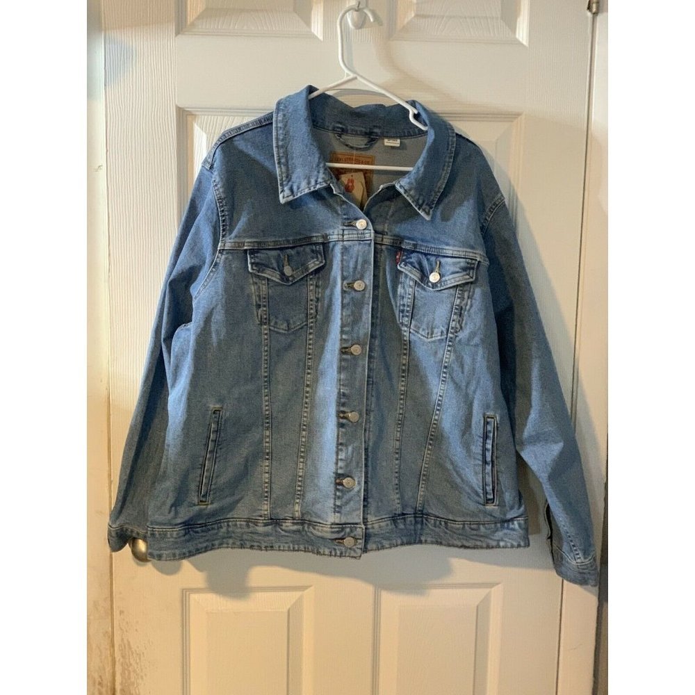 COPY - Levi's Women's Original Trucker Denim Jean Jacket Size  4X